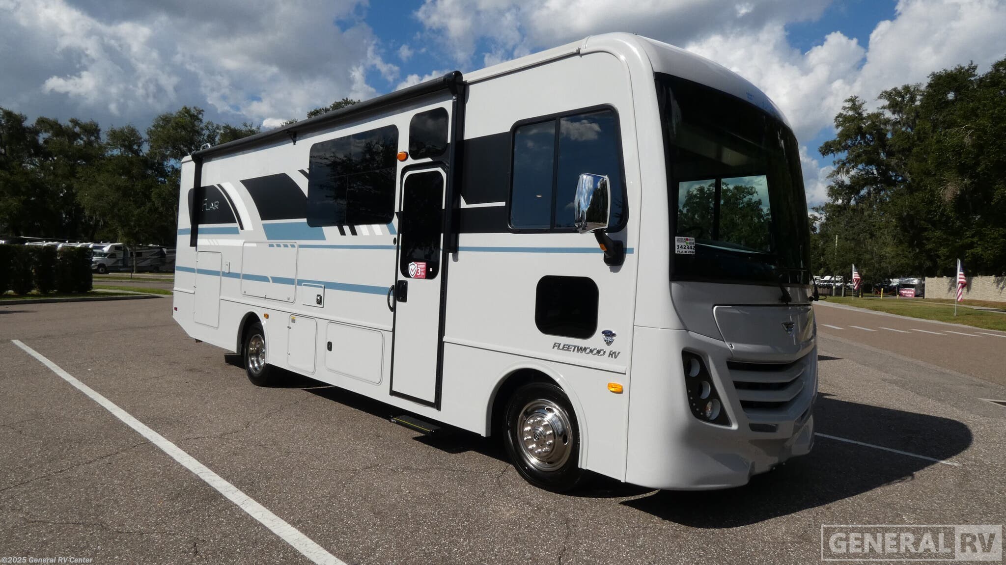 New 2026 Fleetwood Flair 29M available in Dover, Florida