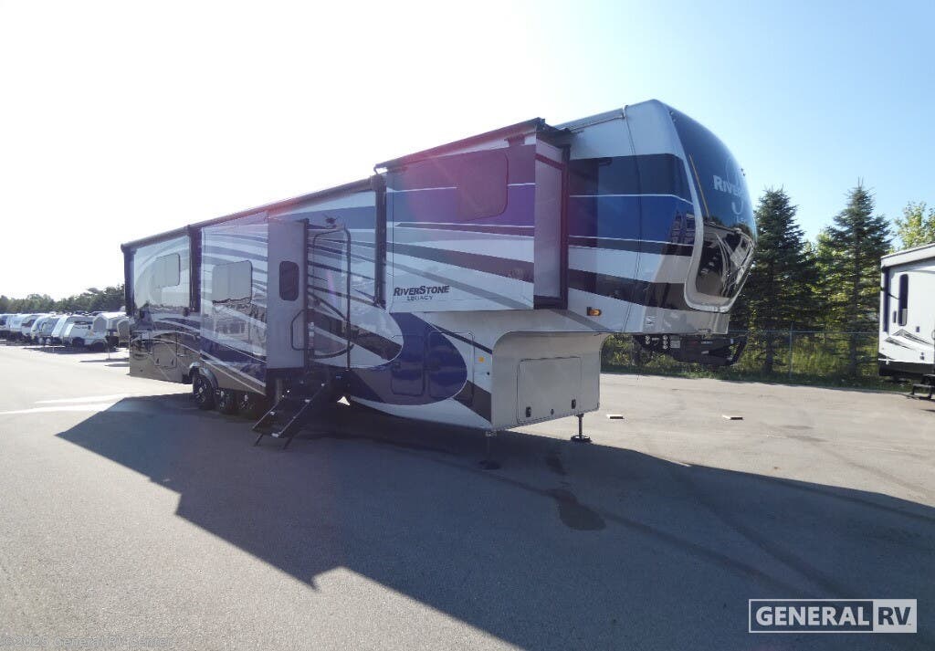 Used 2022 Forest River Riverstone Legacy 42FSKG available in Dover, Florida