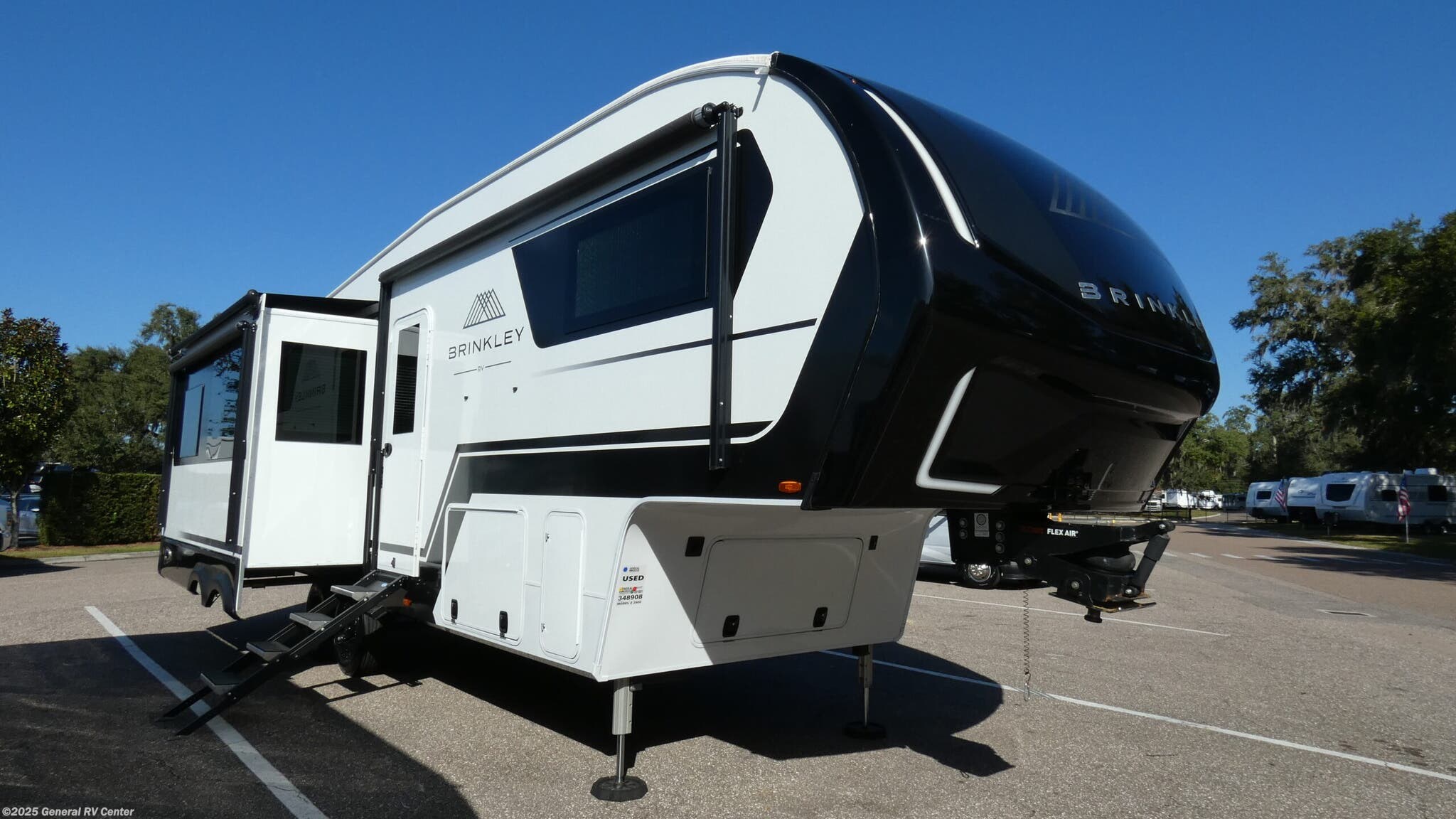 Used 2024 Brinkley RV  Z 2900-3SL available in Dover, Florida