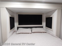 New 2026 Nexus Viper 27V available in Dover, Florida