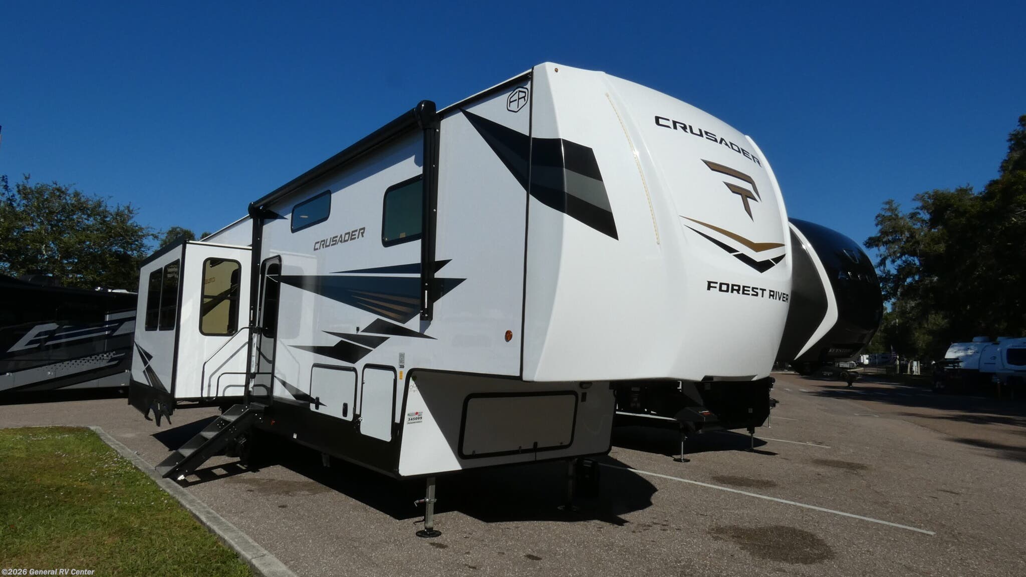 New 2026 Prime Time Crusader KING33 available in Dover, Florida