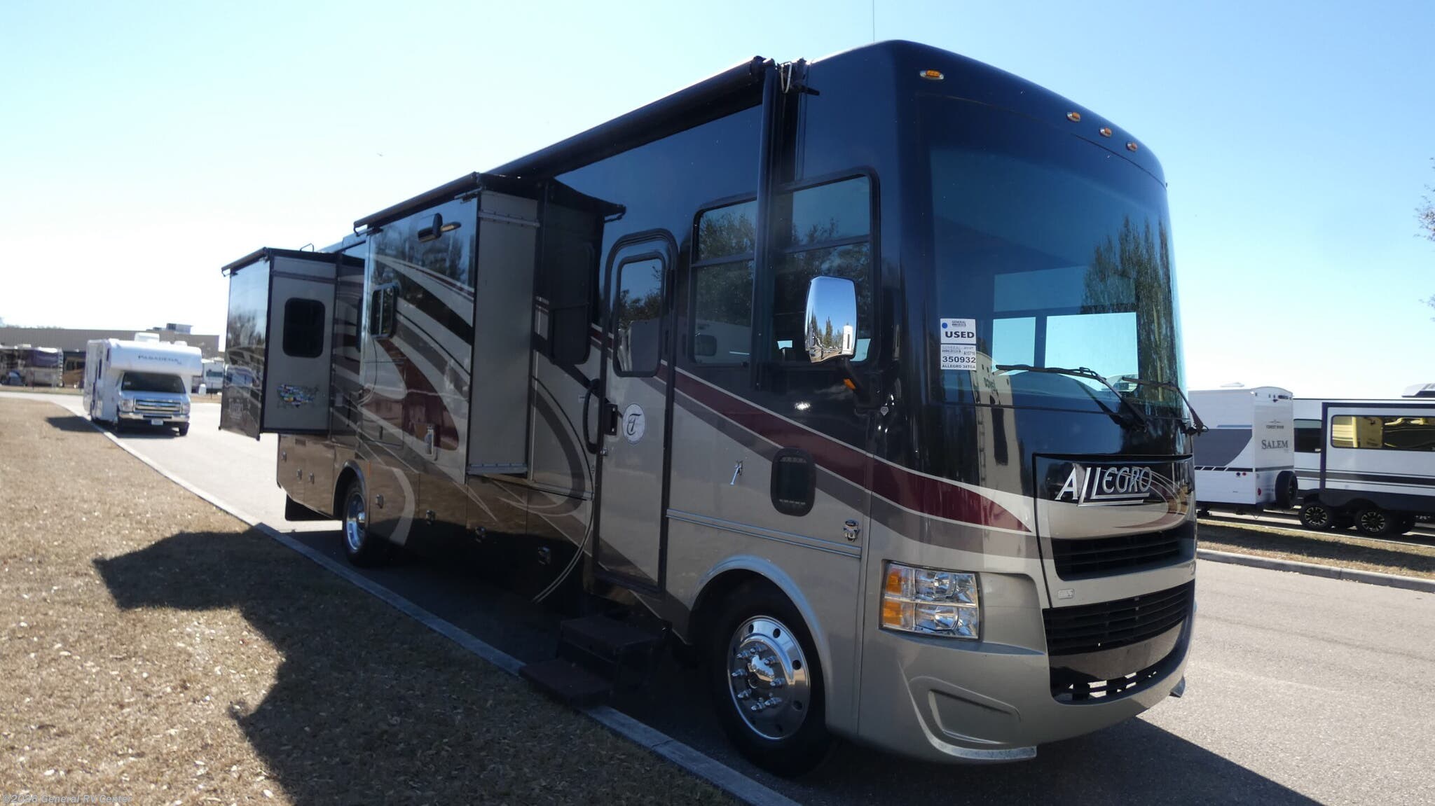 Used 2015 Tiffin Allegro 34TGA available in Dover, Florida