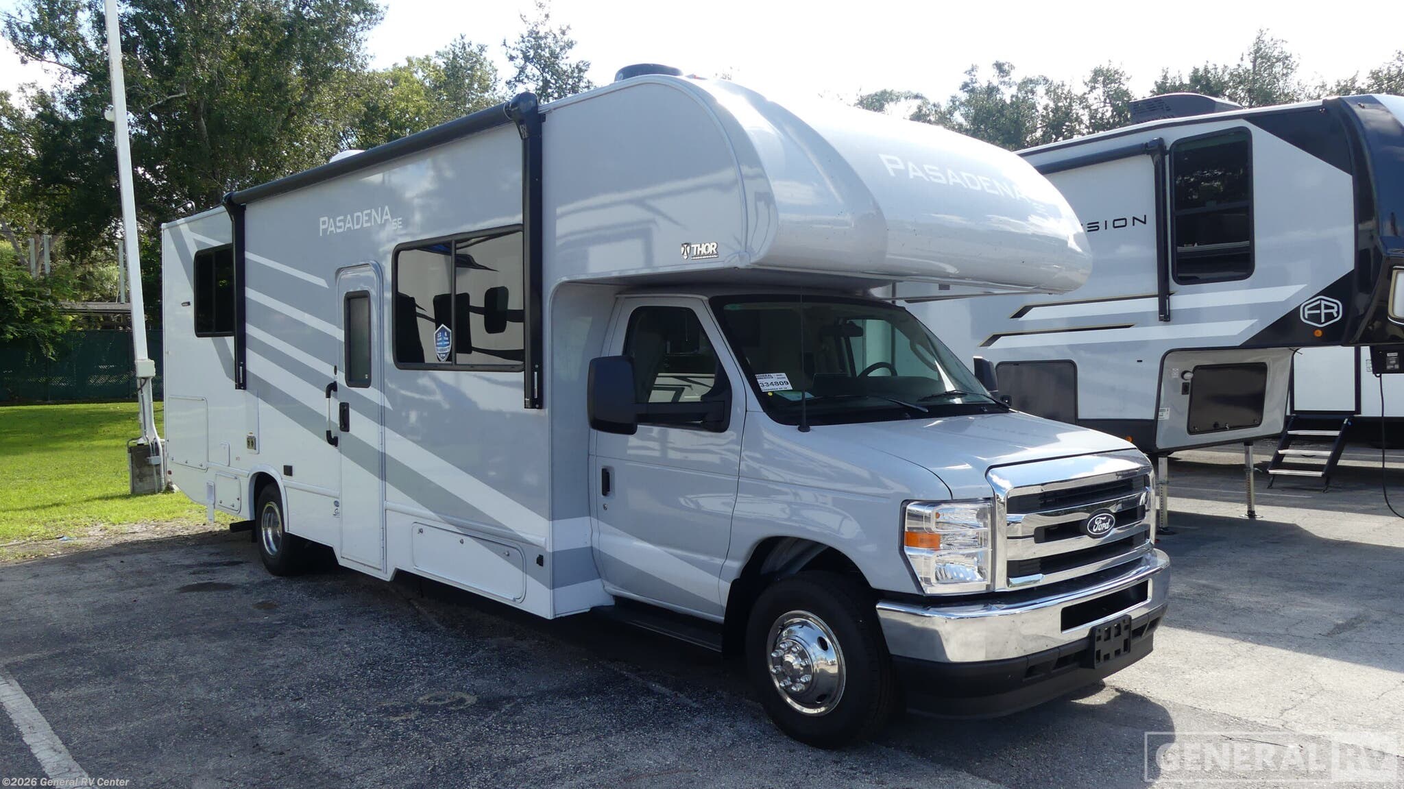 New 2026 Thor Motor Coach Pasadena SE28 available in Dover, Florida