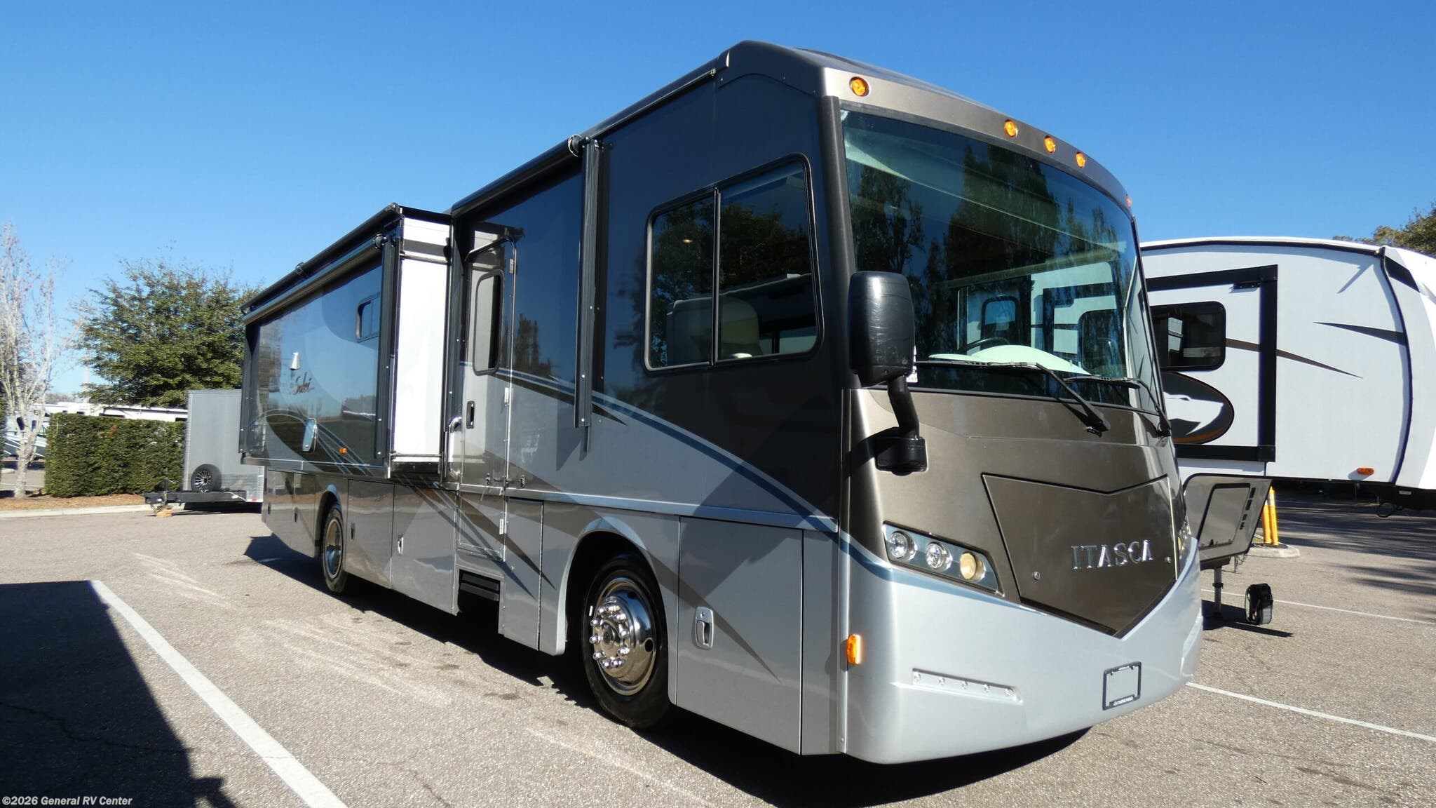 Used 2014 Itasca Solei 34T available in Dover, Florida
