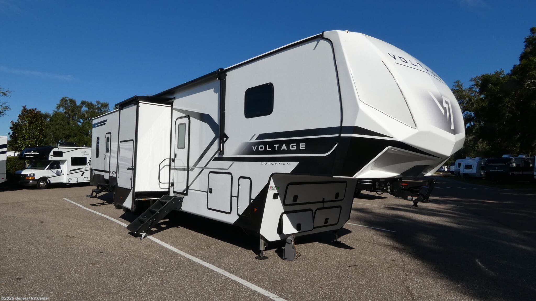 New 2026 Dutchmen Voltage V SERIES 4250 available in Dover, Florida