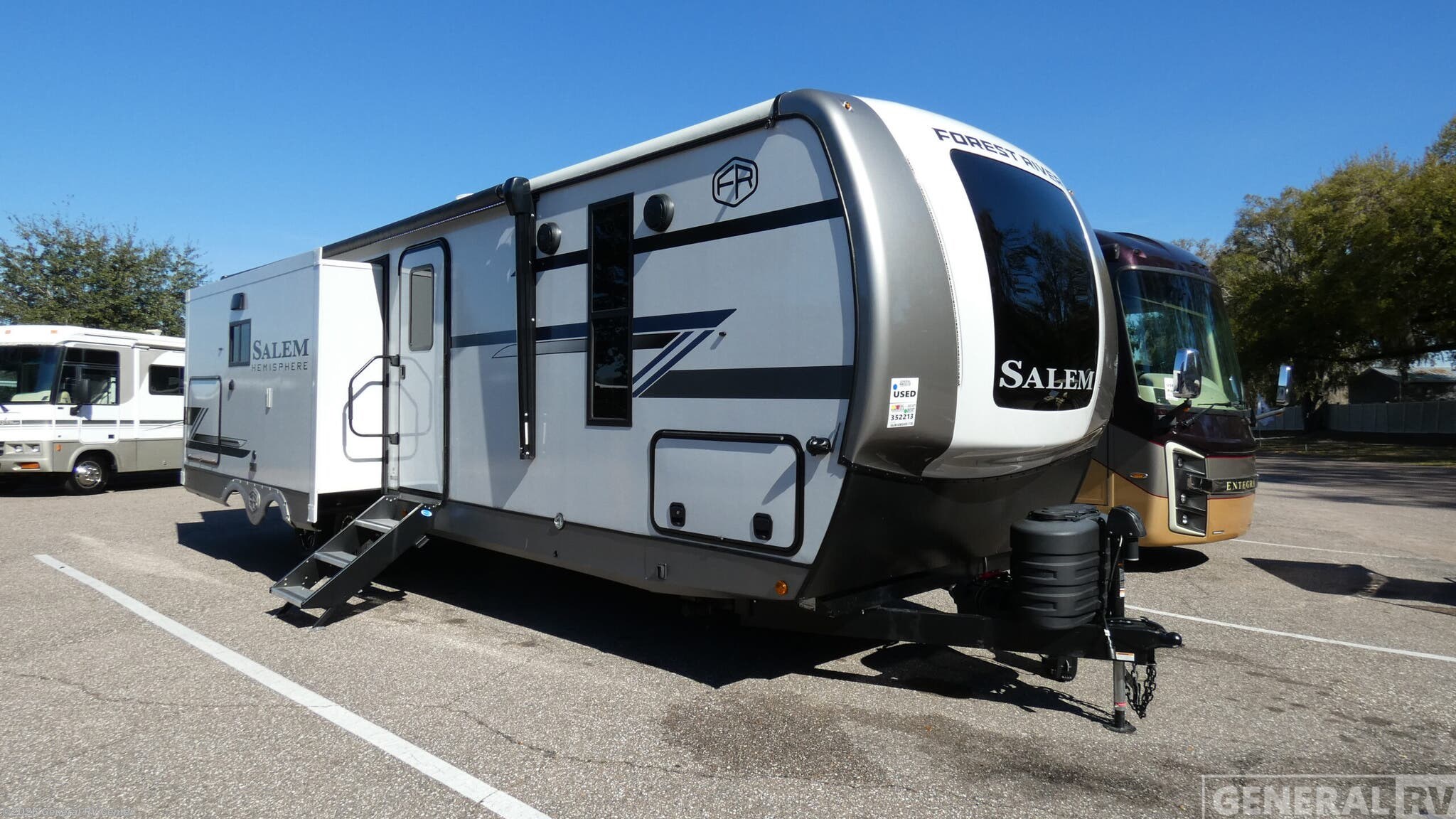 Used 2025 Forest River Salem Hemisphere 273RL available in Dover, Florida