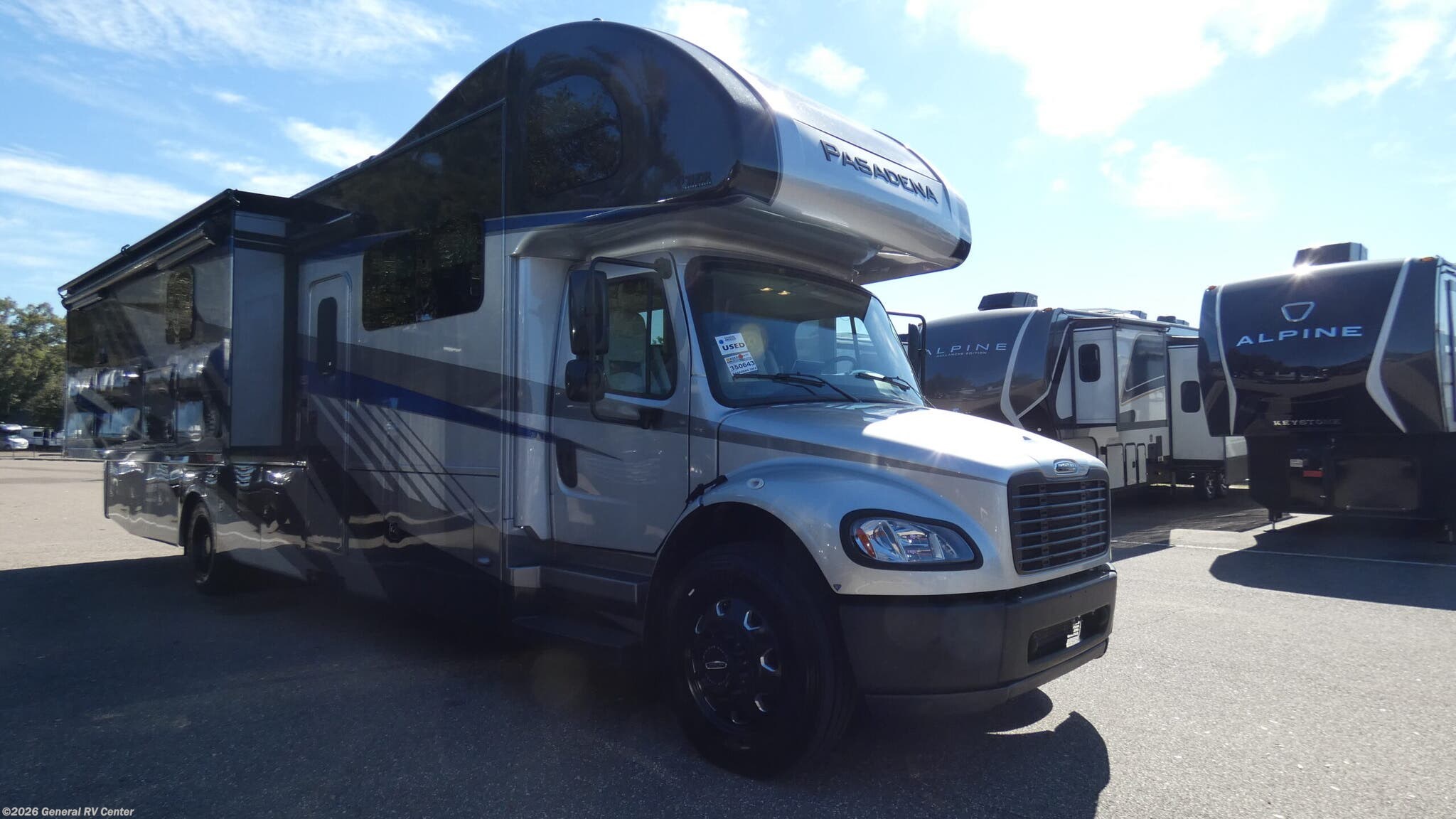 Used 2024 Thor Motor Coach Pasadena 38FX available in Dover, Florida