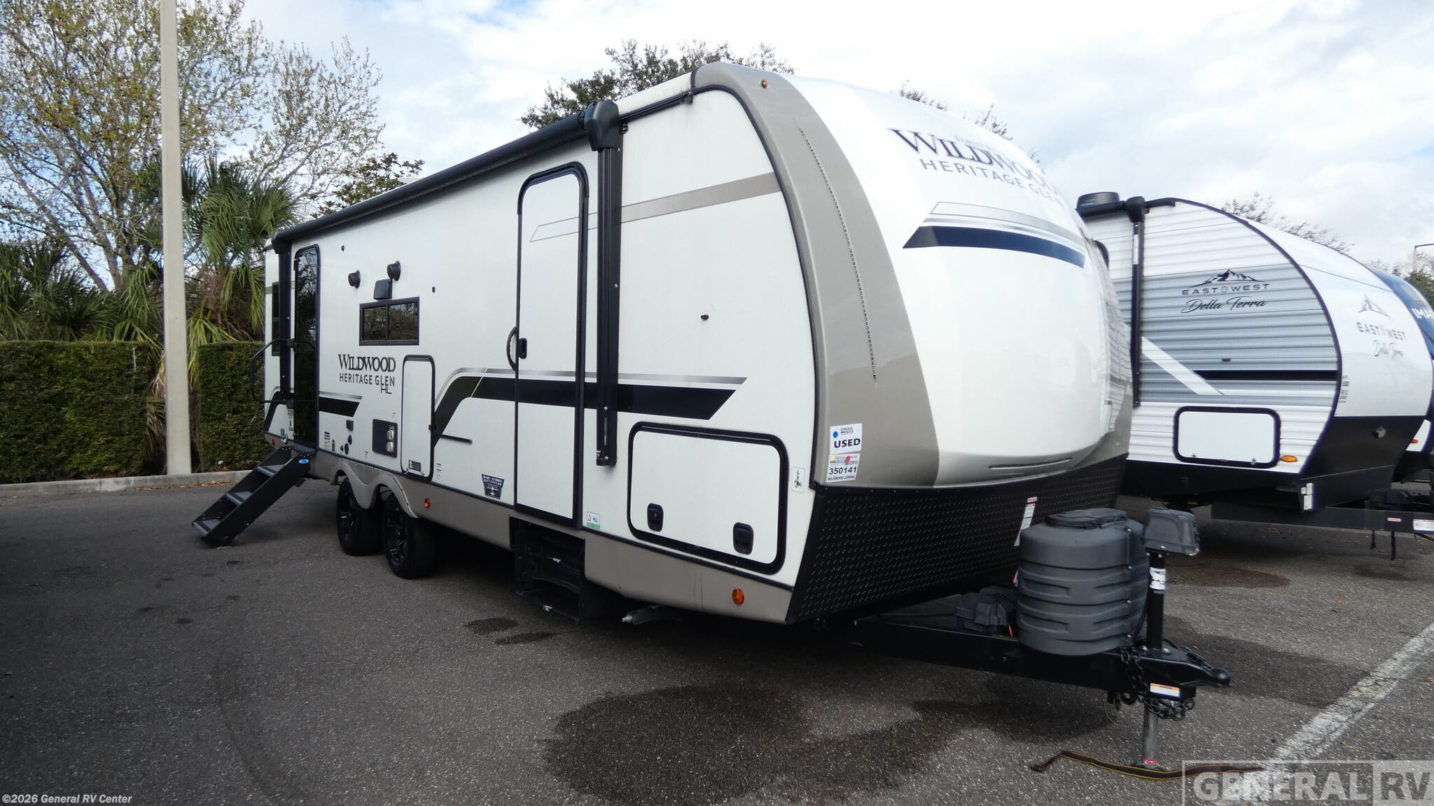 Used 2024 Forest River Wildwood Heritage Glen Hyper-Lyte 24RDHL available in Dover, Florida