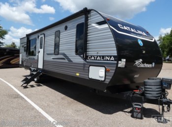 Used 2024 Coachmen Catalina LEGACY 303RKDS available in Dover, Florida