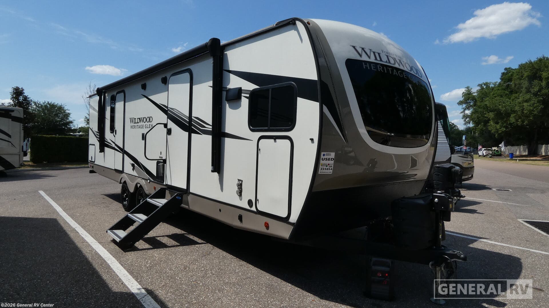 Used 2023 Forest River Wildwood Heritage Glen 270FKS available in Dover, Florida