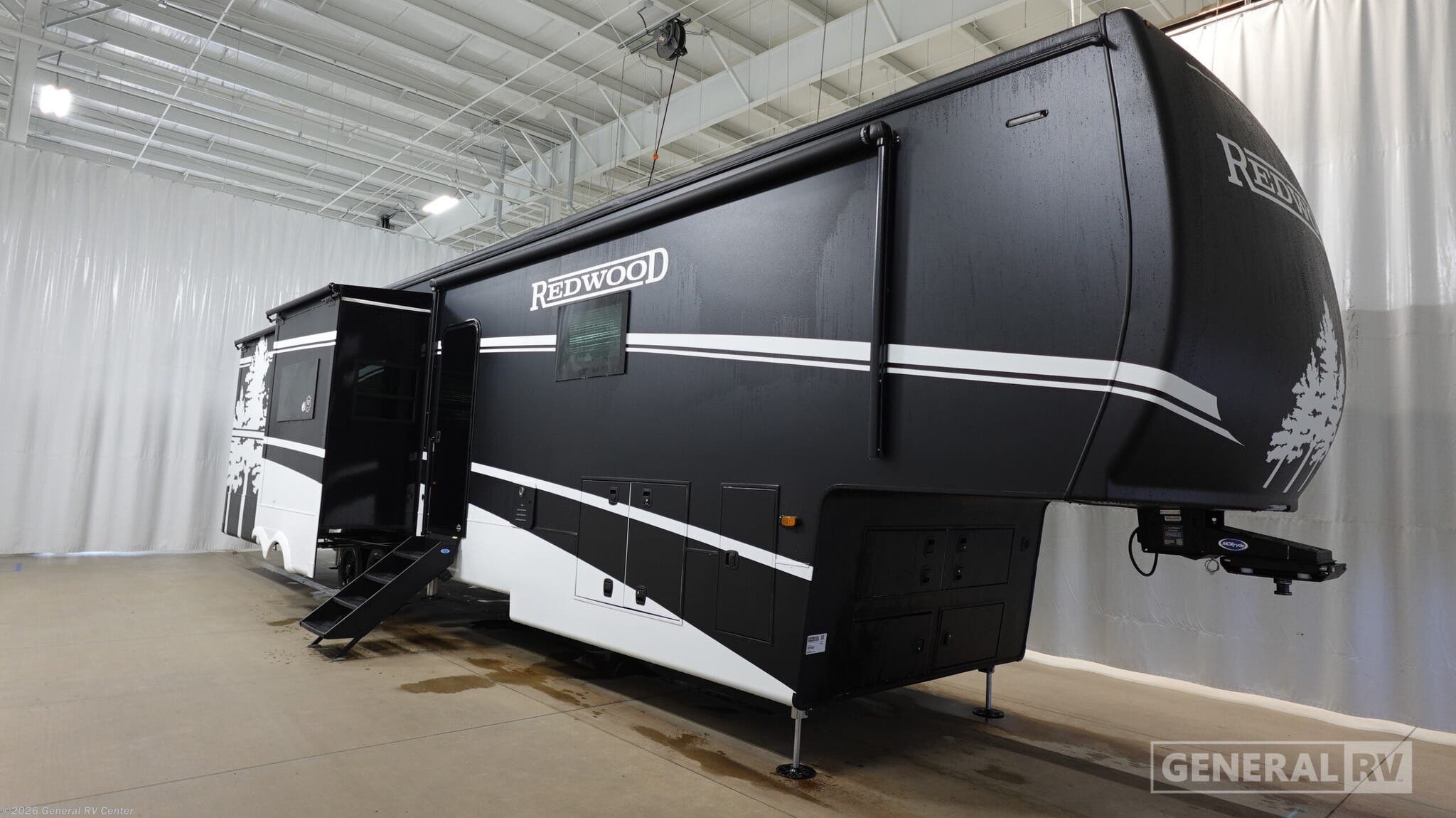 New 2026 CrossRoads Redwood 401LK available in Dover, Florida