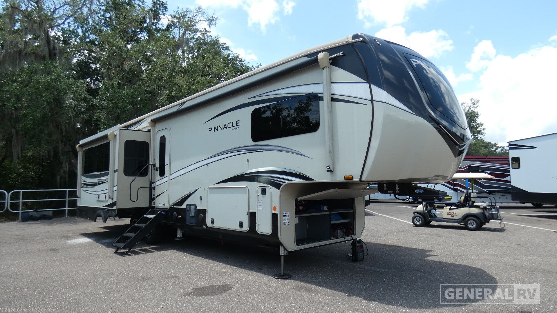 Used 2022 Jayco Pinnacle 36SSWS available in Dover, Florida