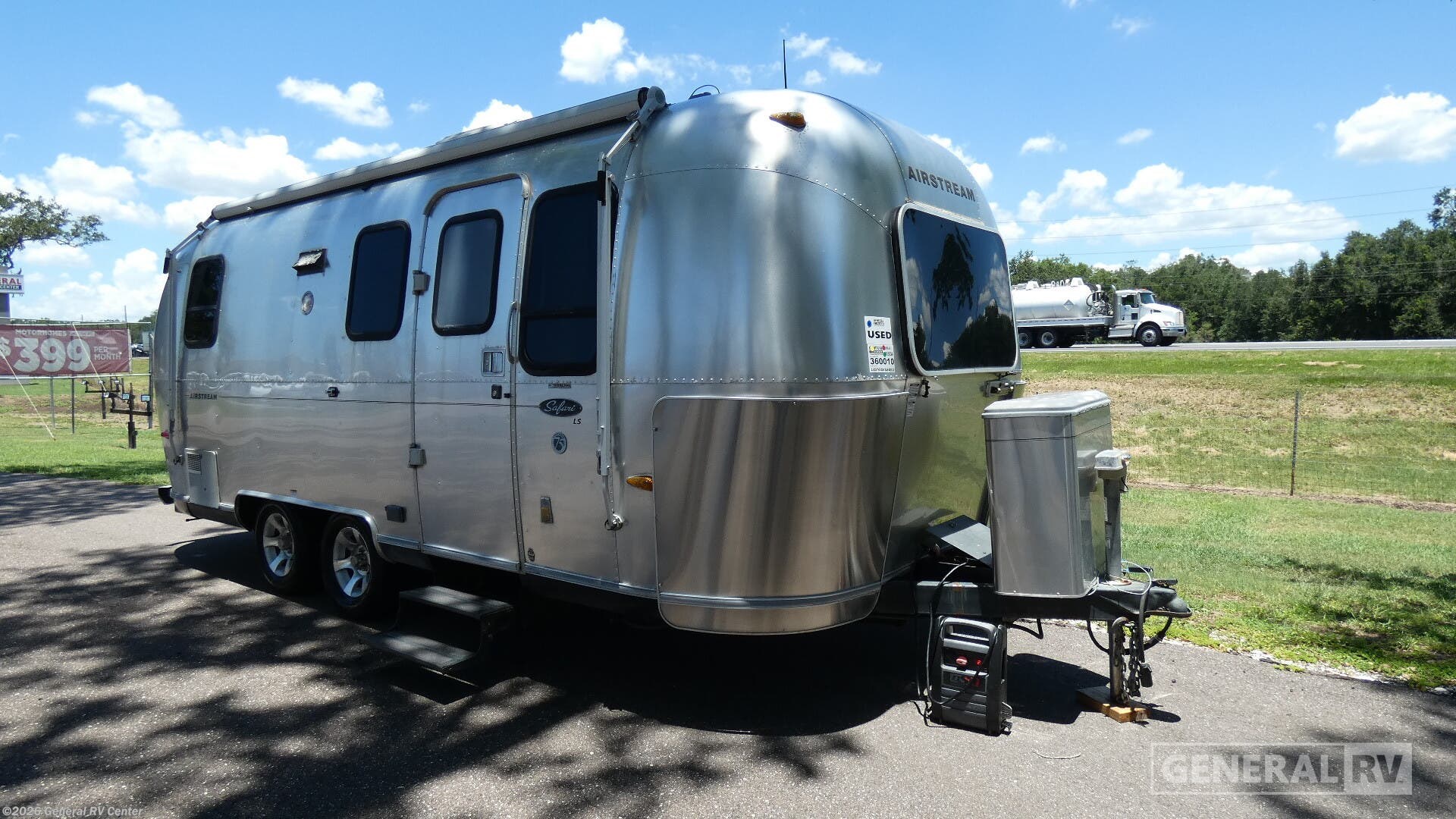 Used 2006 Airstream Safari 23 available in Dover, Florida
