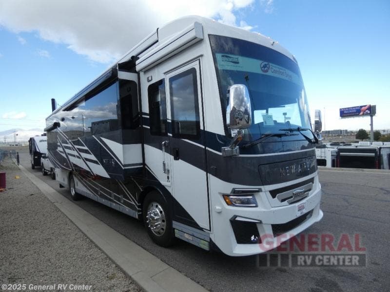 New 2025 Newmar New Aire 3539 available in Draper, Utah