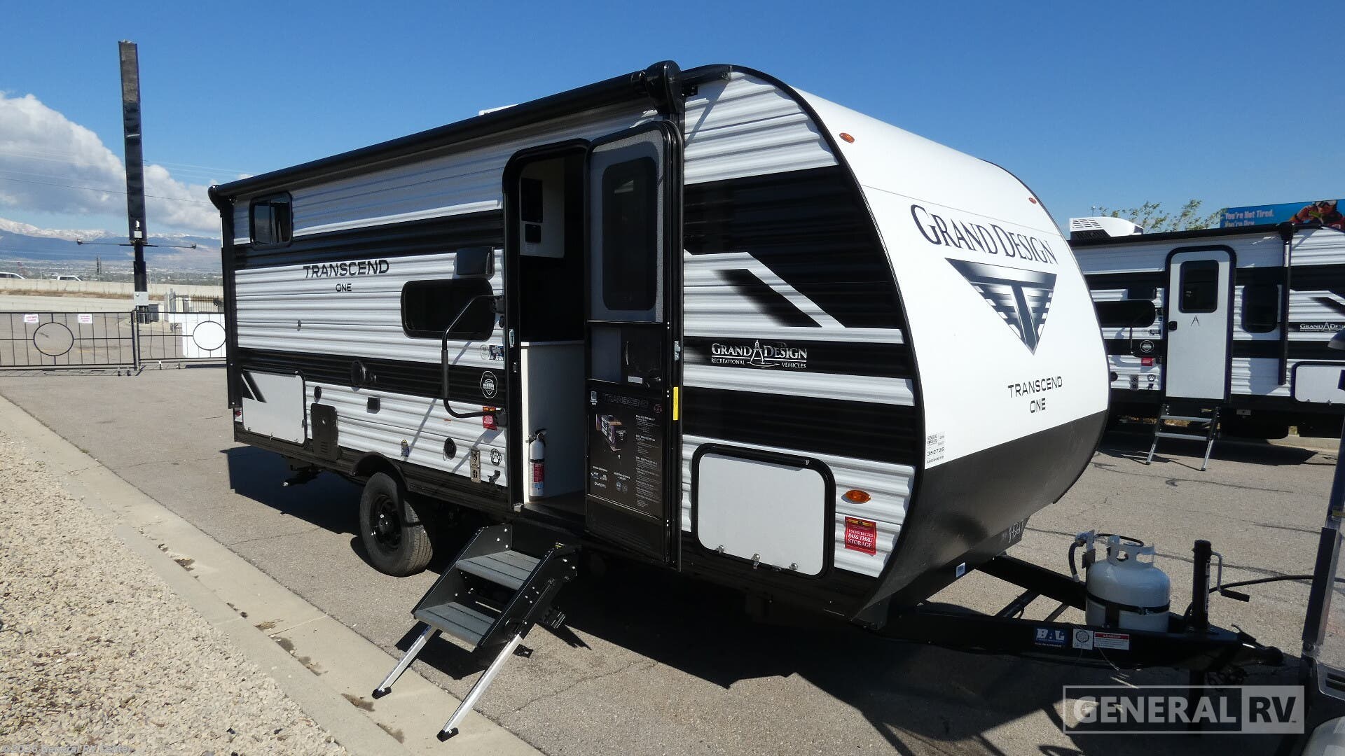 New 2026 Grand Design  TRANSCEND-ONE 161BH available in Draper, Utah