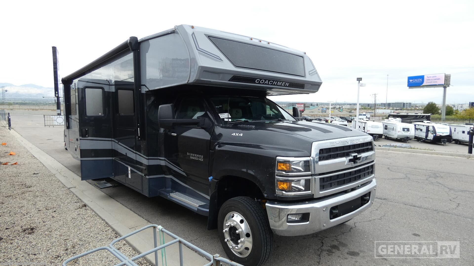 New 2026 Coachmen Entourage 320LV available in Draper, Utah