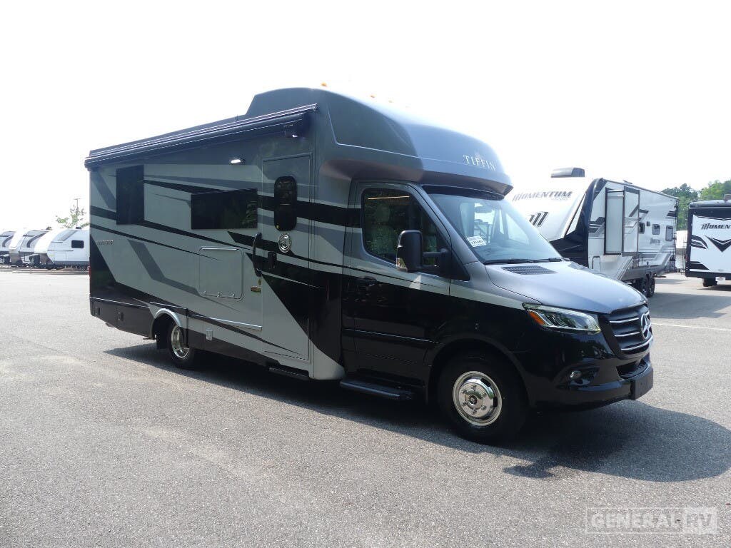 New 2026 Tiffin Wayfarer 25XPW available in Ashland, Virginia