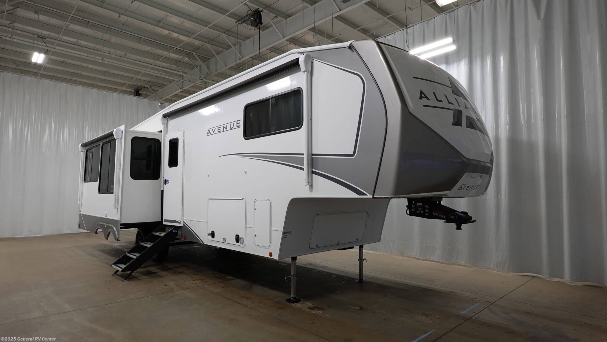 New 2026 Alliance RV Avenue 32RLS available in Ashland, Virginia