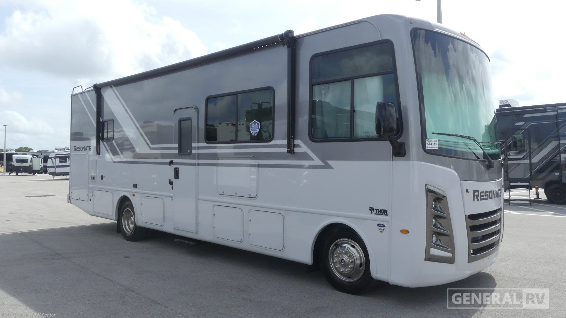 New 2026 Thor Motor Coach Resonate 30C available in Ashland, Virginia