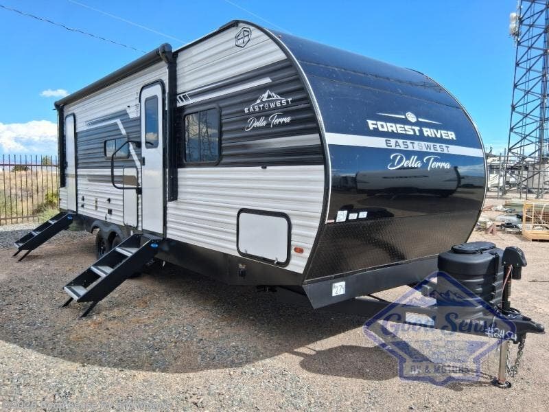 New 2026 East to West Della Terra 241BH available in Albuquerque, New Mexico