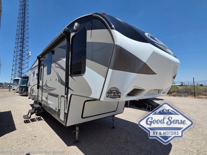 Used 2015 Keystone Cougar 303RLS available in Albuquerque, New Mexico
