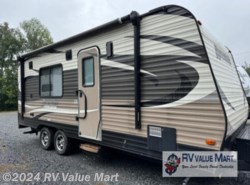 Used 2016 Prime Time Avenger 18TH available in Manheim, Pennsylvania