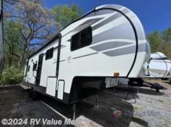 New 2024 Cruiser RV Essence E-28DB available in Manheim, Pennsylvania