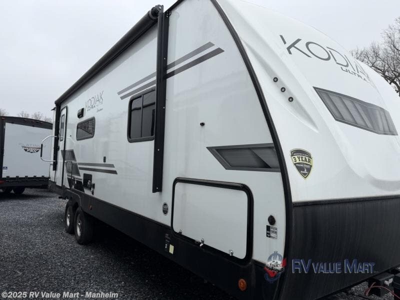 Used 2023 Dutchmen Kodiak Ultra-Lite 250BHSL available in Manheim, Pennsylvania