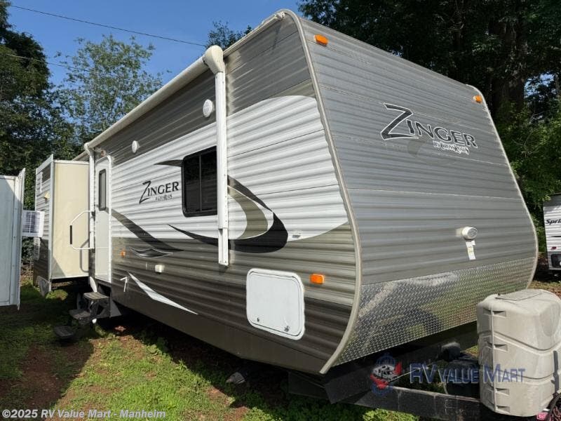Used 2014 CrossRoads Zinger ZT33BH available in Manheim, Pennsylvania