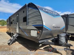 Used 2022 Coachmen Catalina Legacy 303QBCK available in Manheim, Pennsylvania