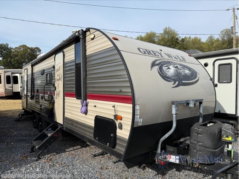 Used 2019 Forest River Cherokee Grey Wolf 26DBH available in Manheim, Pennsylvania