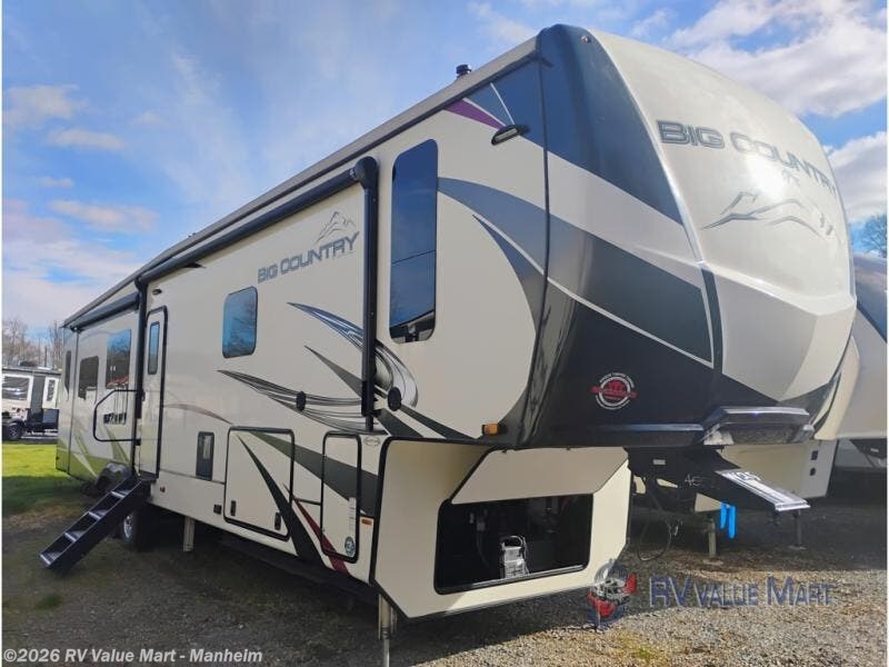 Used 2021 Heartland Big Country 3702 FB available in Manheim, Pennsylvania