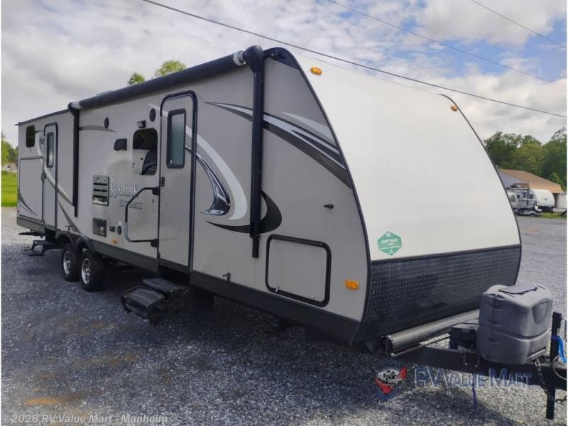 Used 2015 Dutchmen Kodiak Express 299BHSL available in Manheim, Pennsylvania