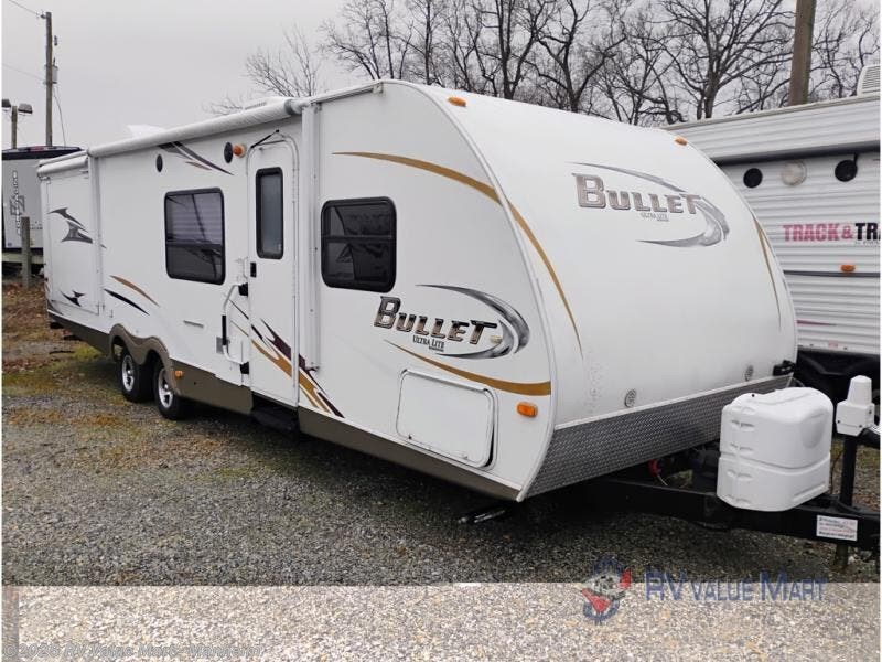 Used 2011 Keystone Bullet 294BHS available in Manheim, Pennsylvania