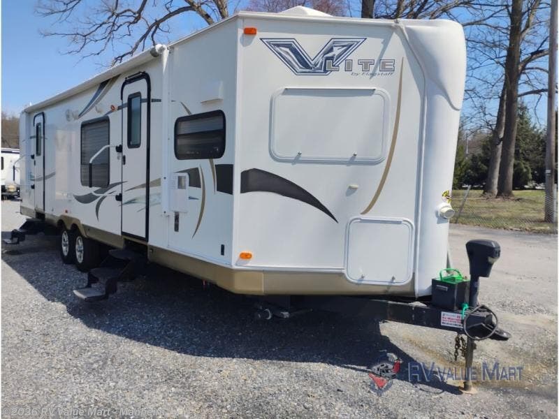 Used 2012 Forest River Flagstaff V-Lite 30WFKSS available in Manheim, Pennsylvania