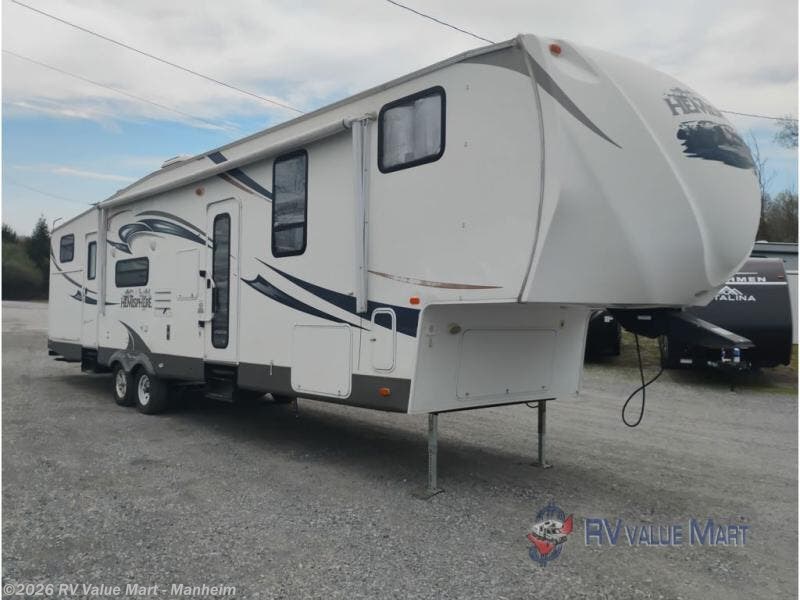 Used 2012 Forest River Salem Hemisphere Lite 346QBUD available in Manheim, Pennsylvania