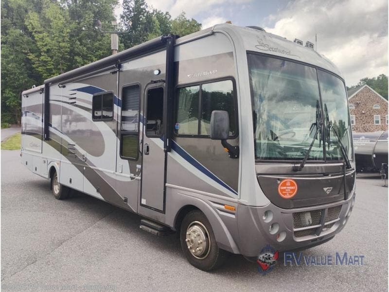 Used 2005 Fleetwood  Workhorse 37C available in Manheim, Pennsylvania
