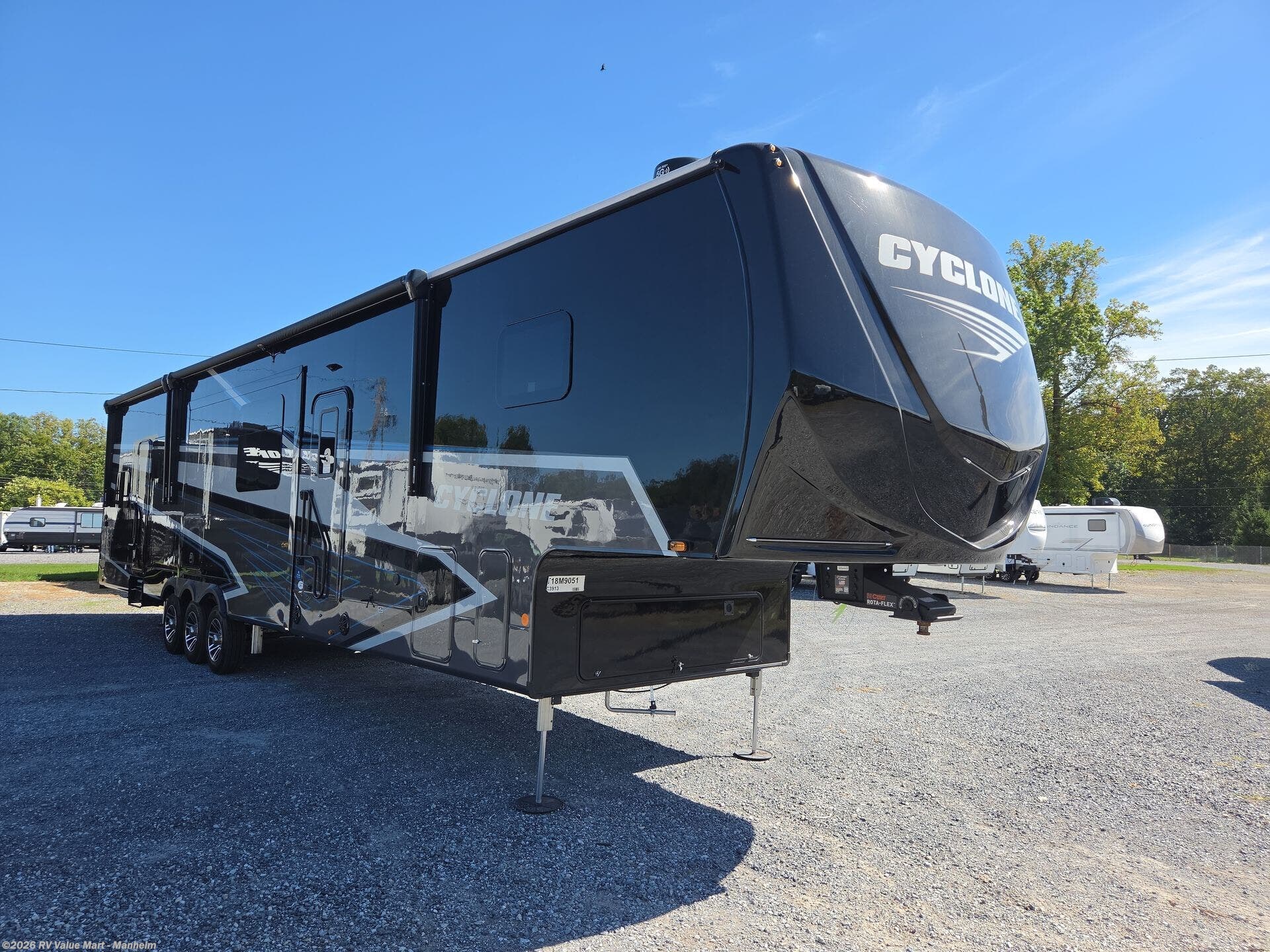New 2026 Heartland Cyclone 3913 available in Manheim, Pennsylvania