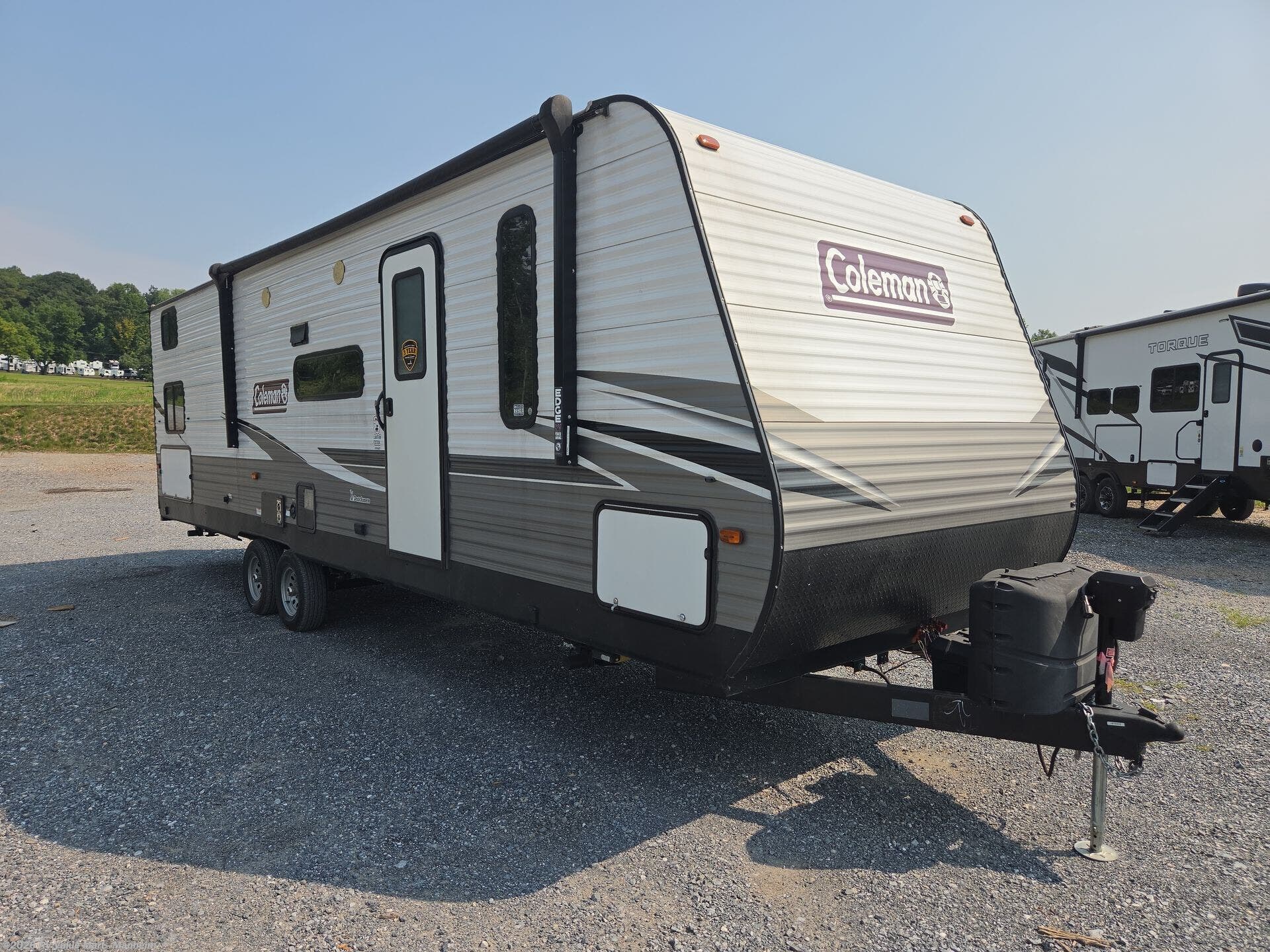 Used 2021 Dutchmen  LANTERN 295QB available in Manheim, Pennsylvania