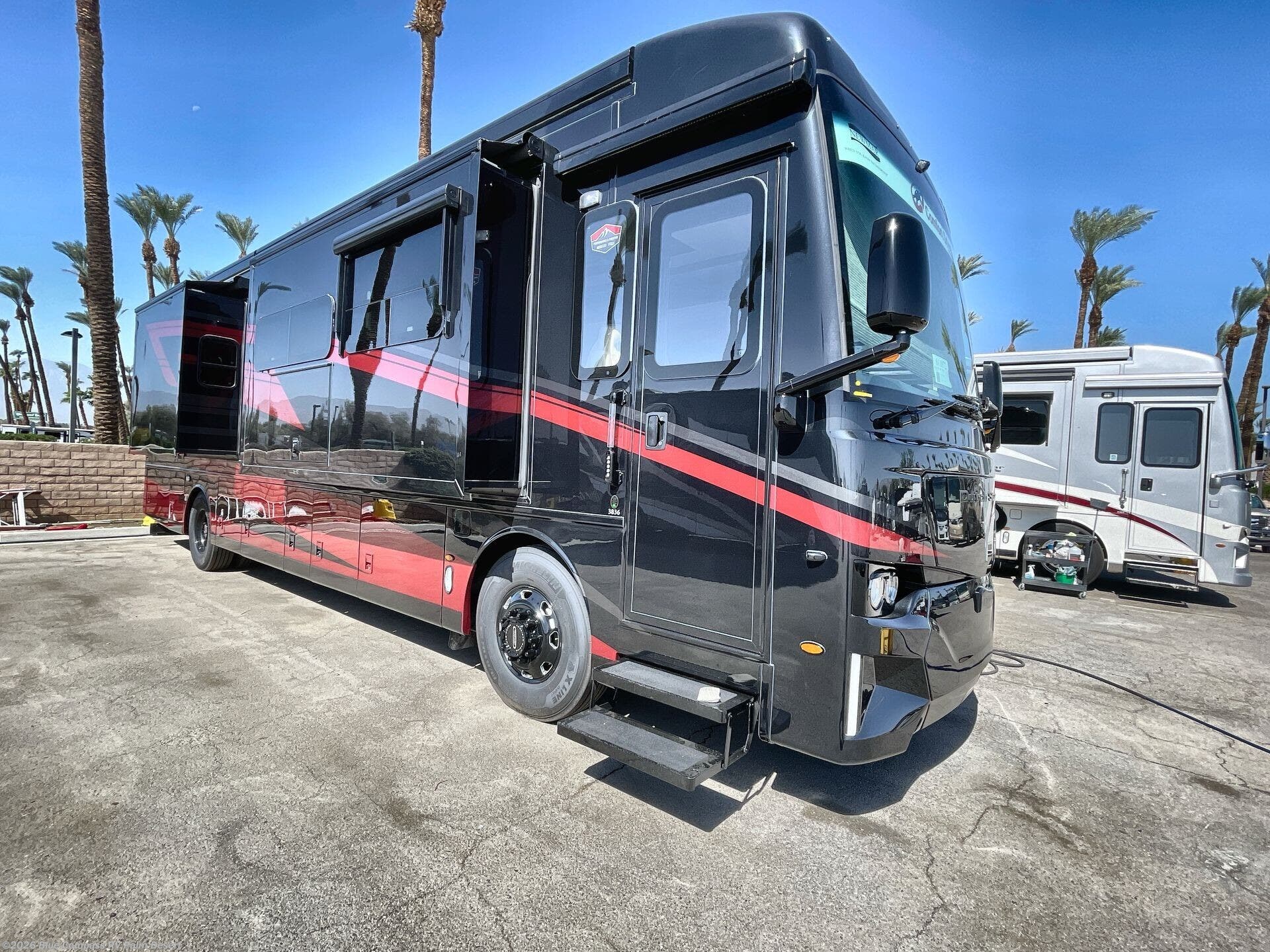 New 2026 Newmar Dutch Star 3836 available in Palm Desert, California