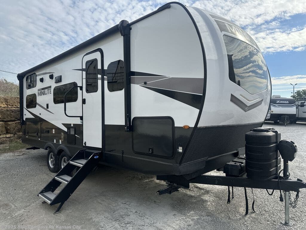 Used 2025 Forest River Rockwood Mini Lite 2509S available in Grain Valley, Missouri
