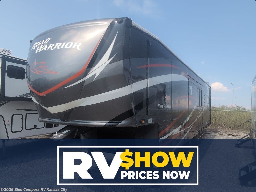 Used 2019 Heartland Road Warrior 429 available in Grain Valley, Missouri