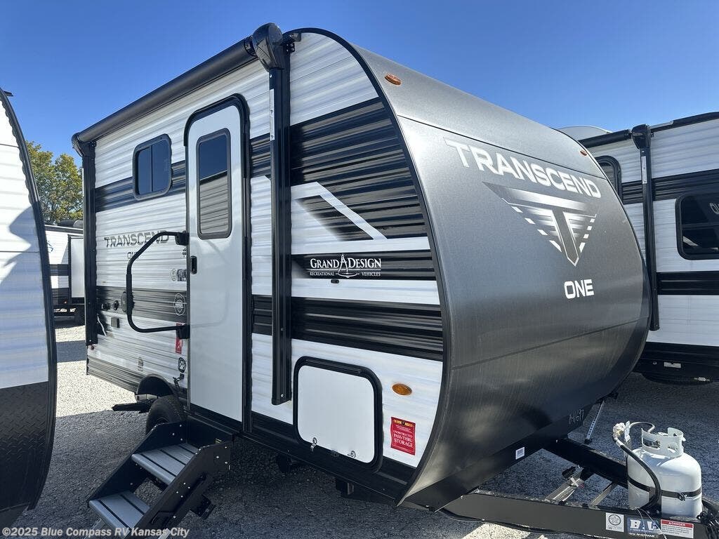 New 2026 Grand Design Transcend One 131DL available in Grain Valley, Missouri