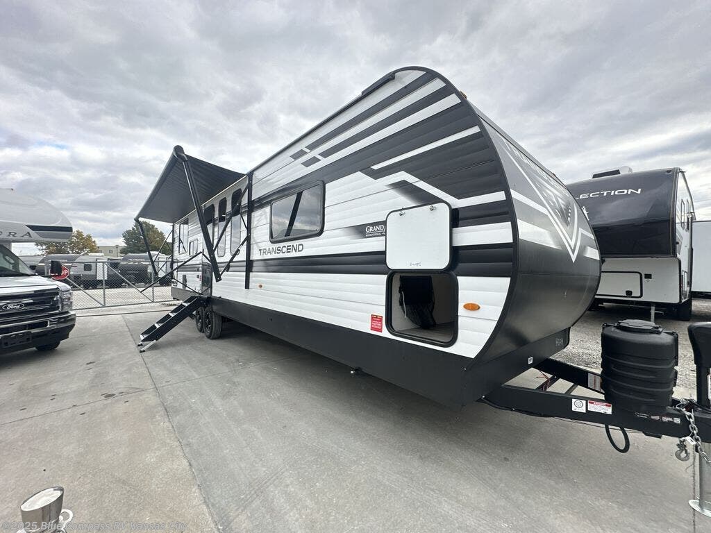 New 2026 Grand Design Transcend 315RKT available in Grain Valley, Missouri
