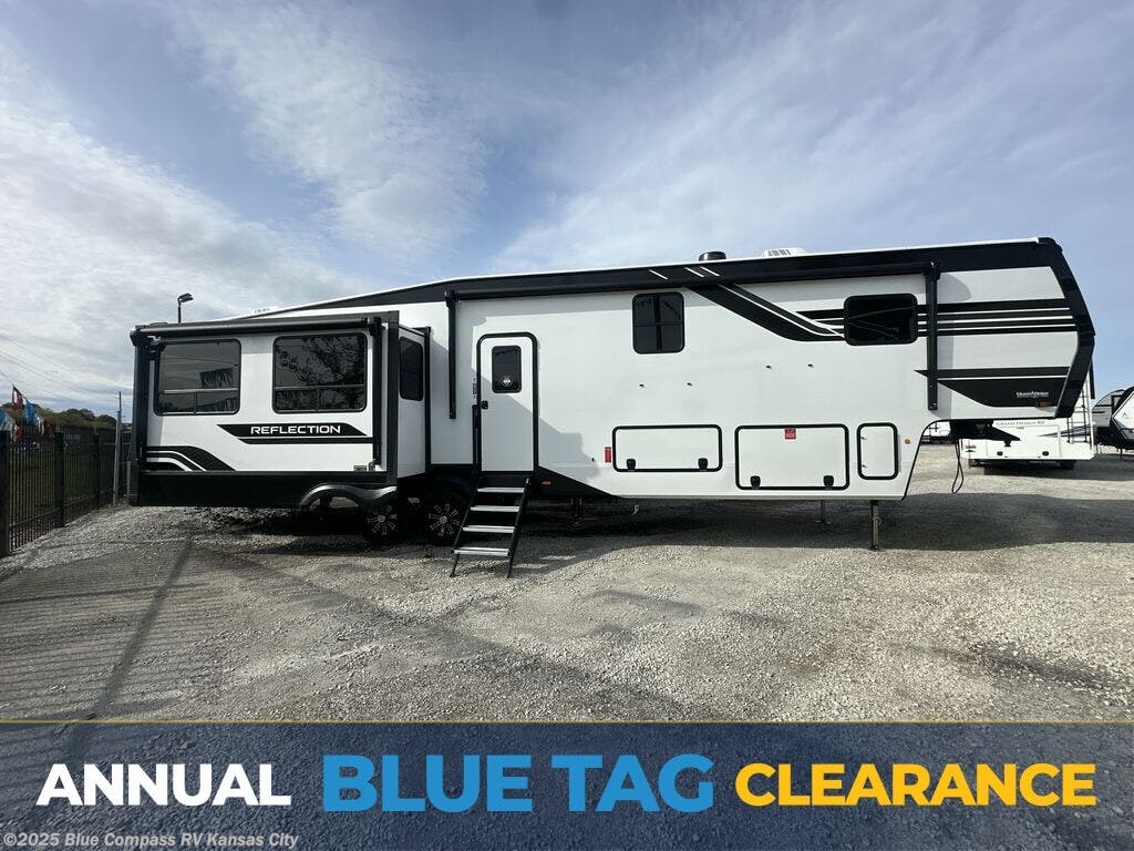 New 2026 Grand Design Reflection 367BHS available in Grain Valley, Missouri