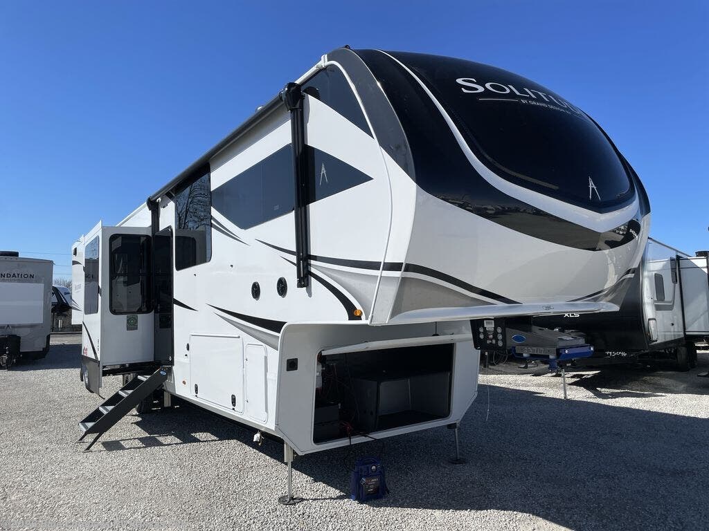 New 2026 Grand Design Solitude 390RK available in Grain Valley, Missouri