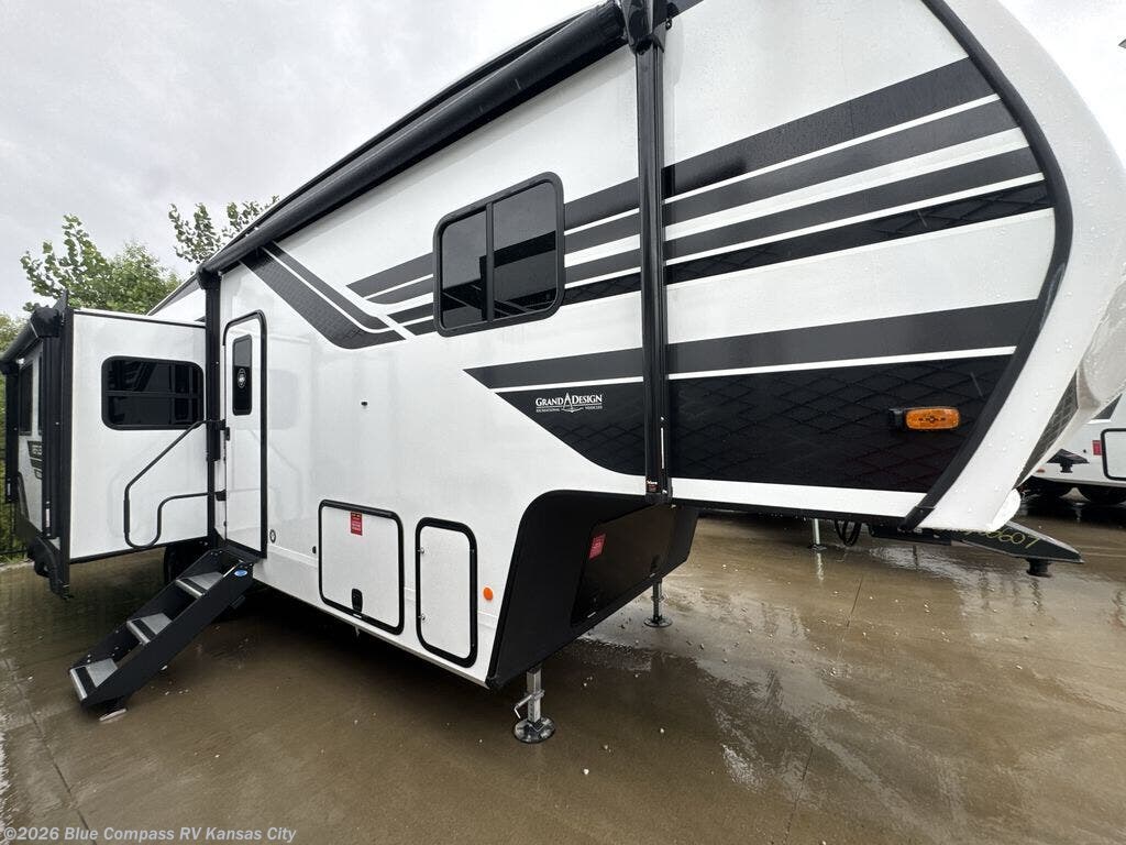 New 2027 Grand Design Reflection 100 Series 29RL available in Grain Valley, Missouri