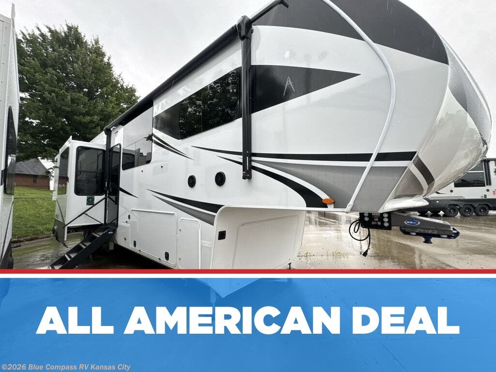New 2027 Grand Design Solitude 390RK available in Grain Valley, Missouri