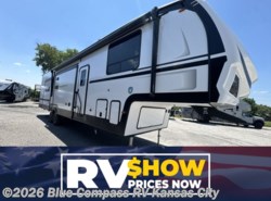 New 2027 Coachmen Chaparral 375BAF available in Grain Valley, Missouri