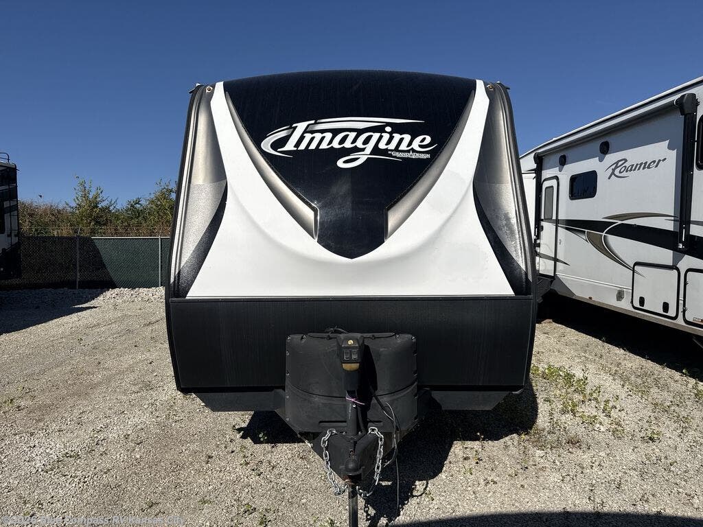 Used 2017  Grand Design Imagine 2950RL by Grand Design from Blue Compass RV Kansas City in Grain Valley, MO